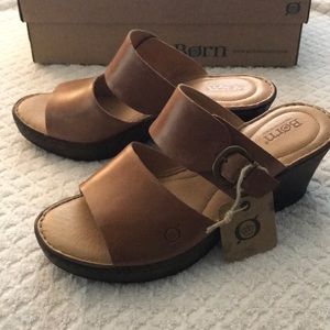 Born Sandals/Clogs